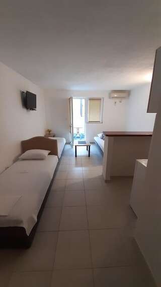 Апартаменты Apartments Markovic Бар Апартаменты-студио-3
